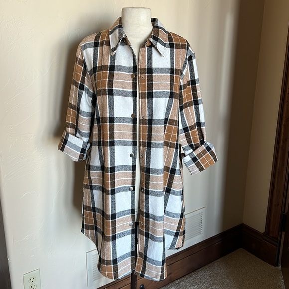 Shacket / dress - Picture 8 of 8